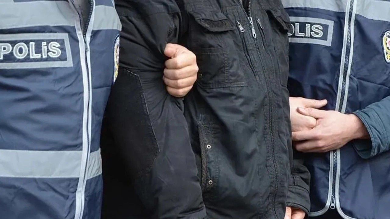 Son dakika | İzmir Bayraklı Belediyesine operasyon! Eski başkan dahil 40’tan fazla kişiye gözaltı
